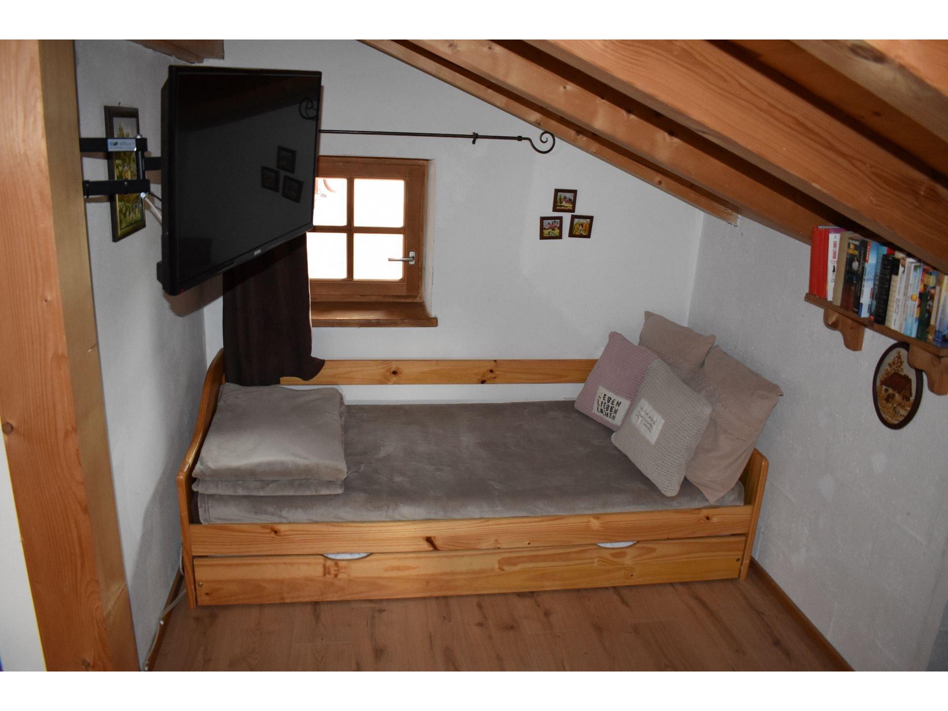 Zusellbett/TV