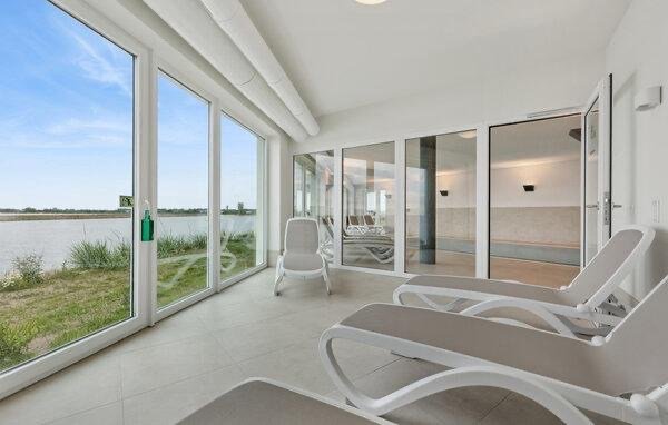 Ferienwohnung direkt am Meer mit Pool und Sauna Foto 17