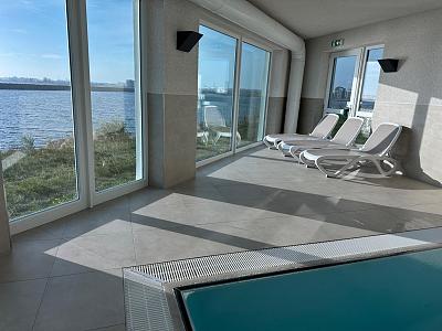 Ferienwohnung direkt am Meer mit Pool und Sauna