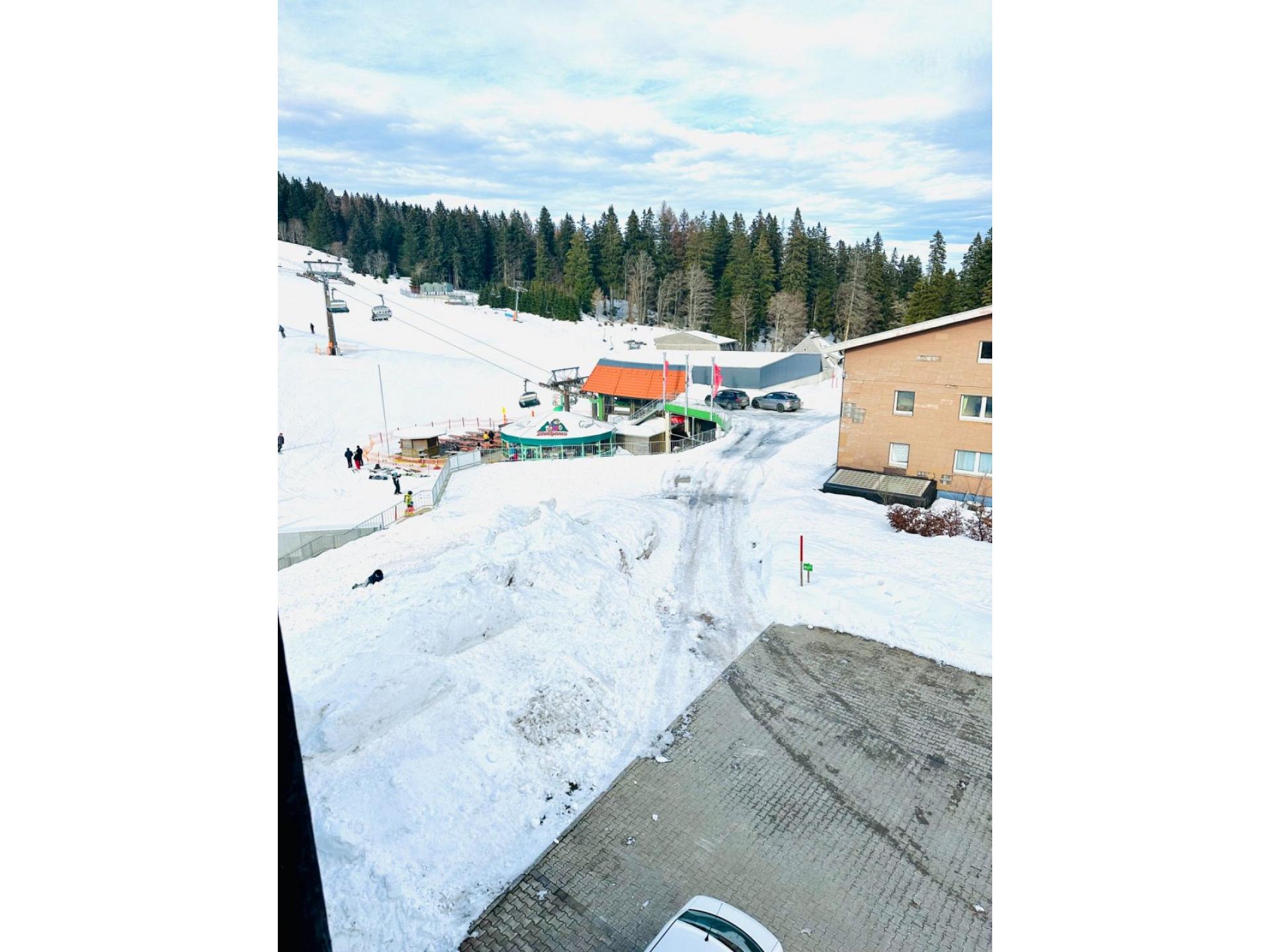 Blick auf die Piste/ Lift