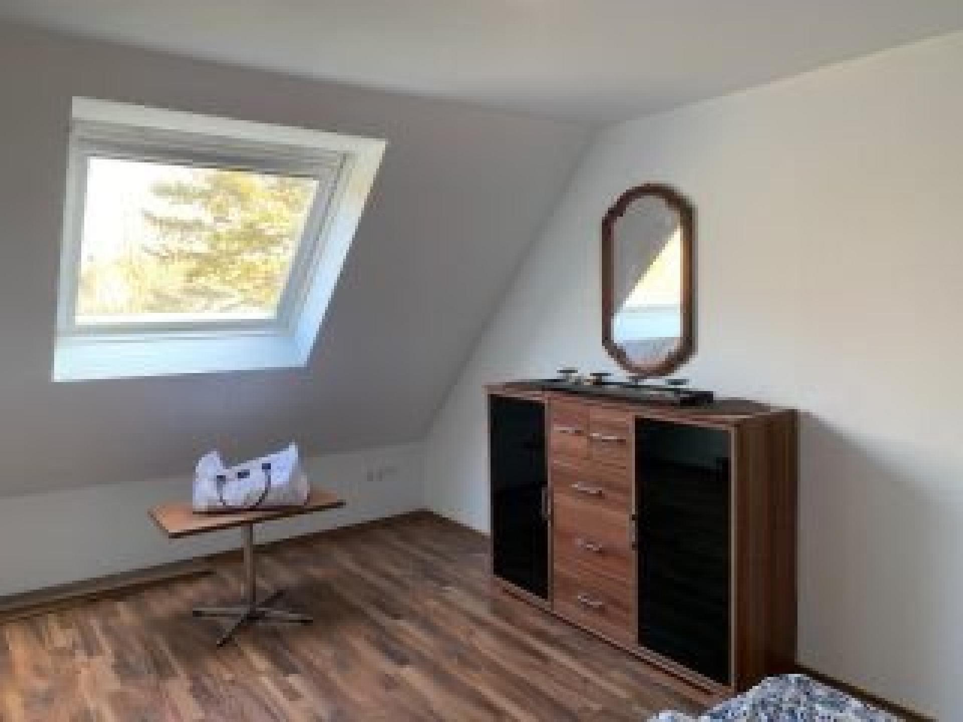 Schlafzimmer OG