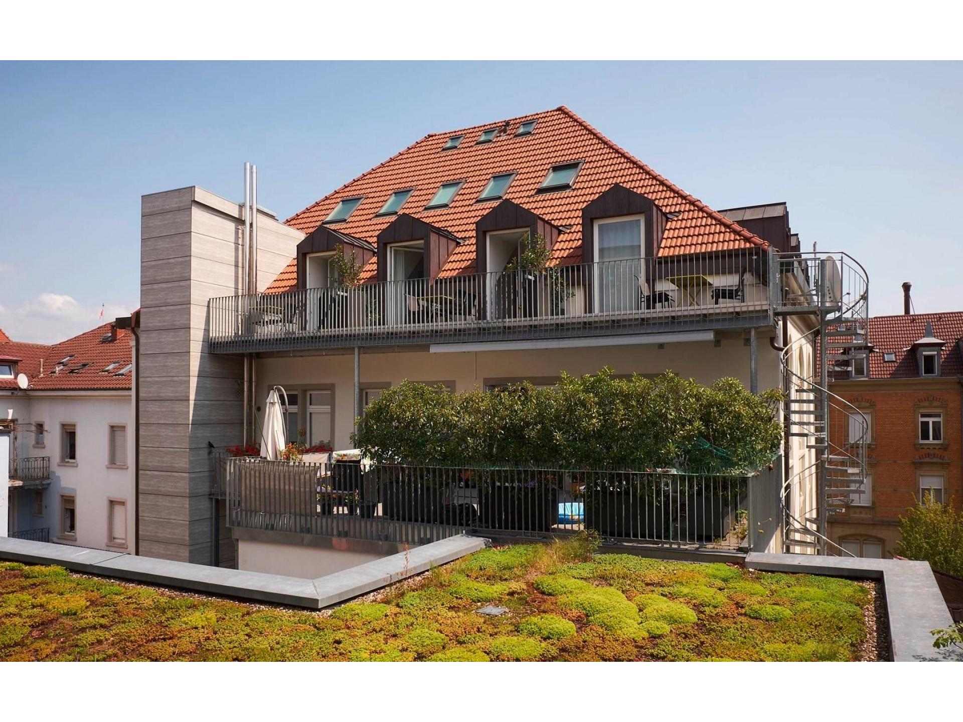 Aussenansicht Balkon, Hof