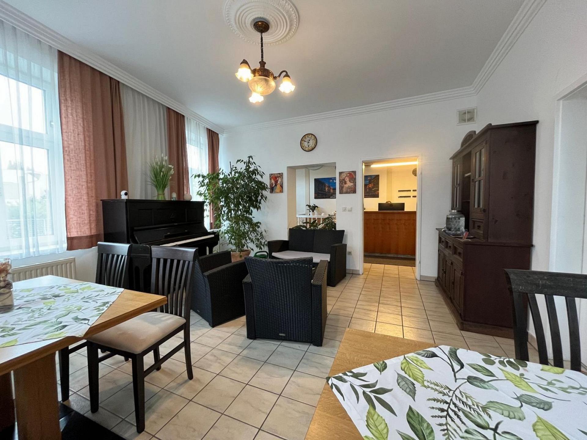 Lobby: Schubert-Zimmer mi