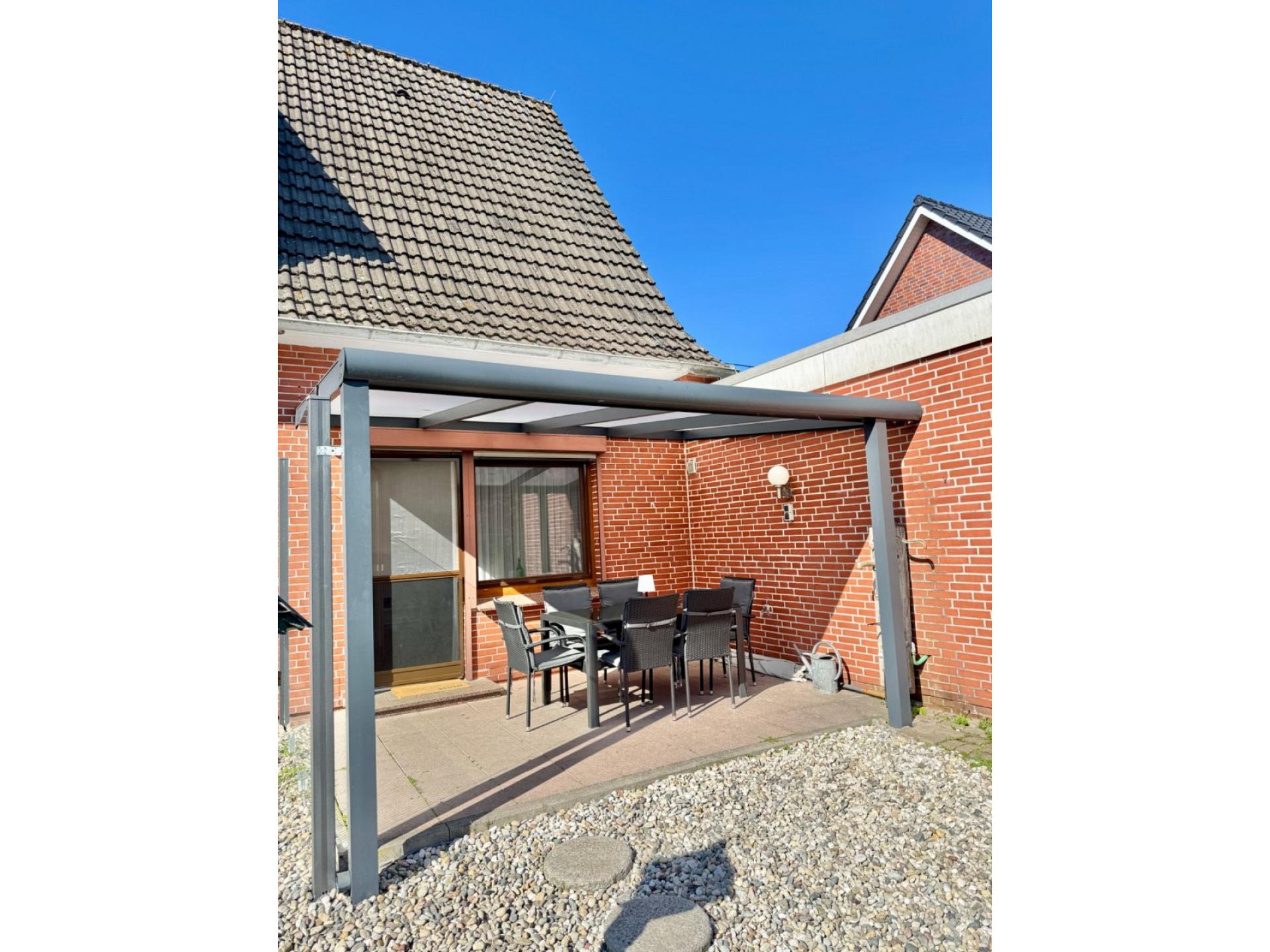 Überdachte Terrasse