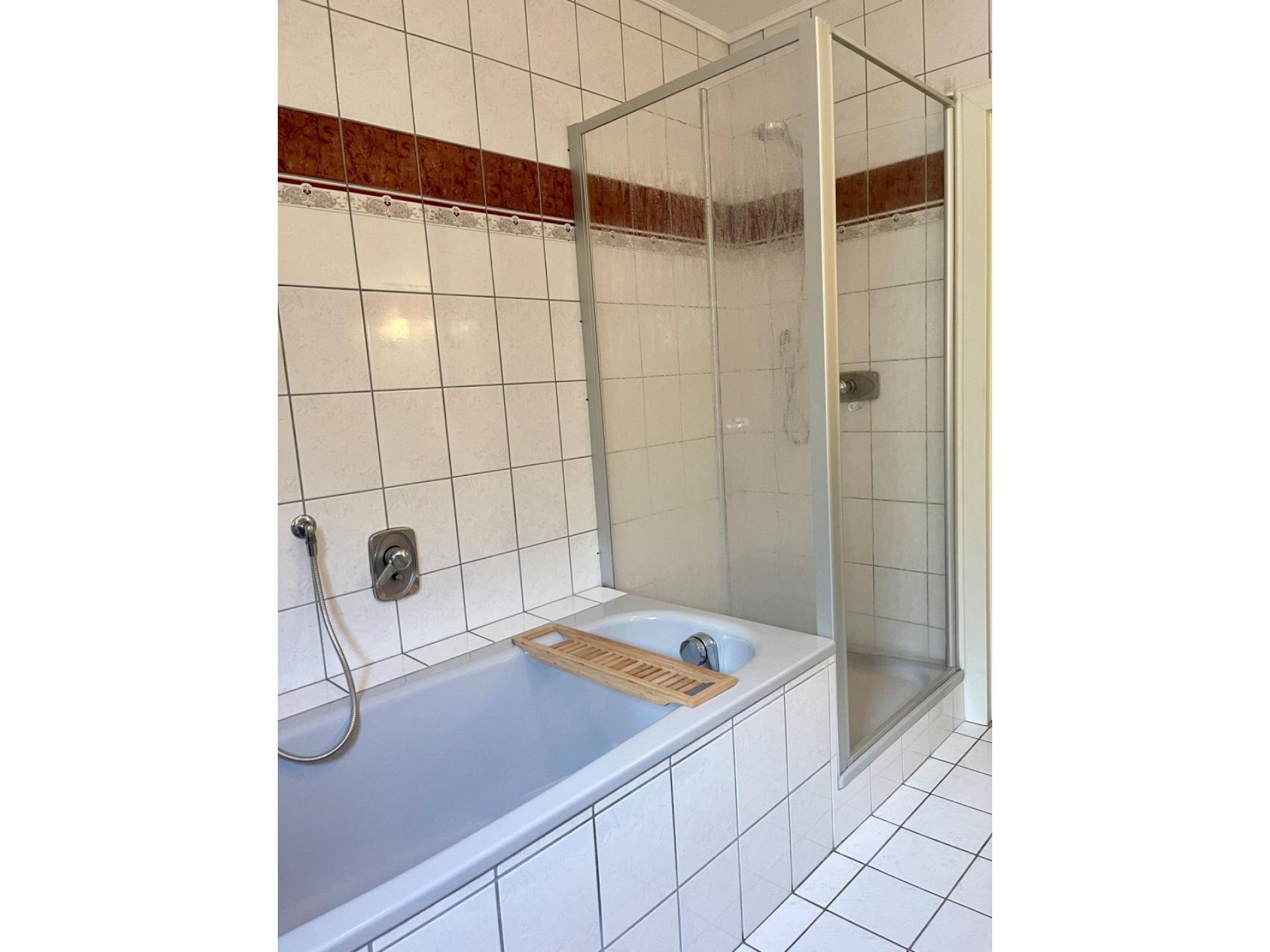 Ruhiges Landhaus am Wald mit Garten Foto 15