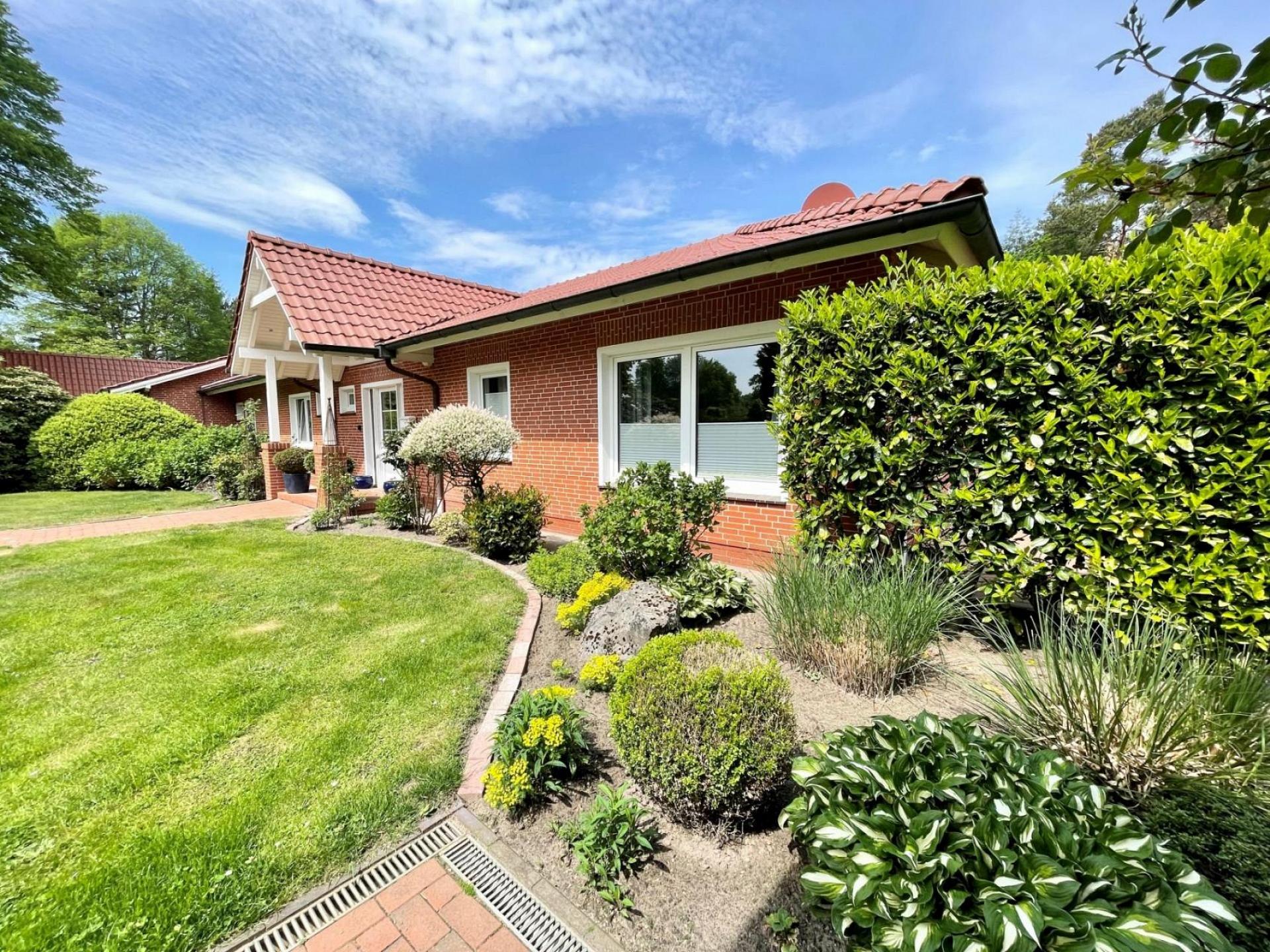 Ruhiges Landhaus am Wald mit Garten Foto 23