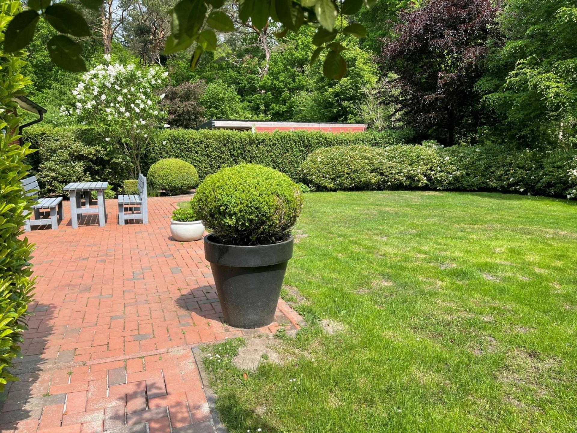 Ruhiges Landhaus am Wald mit Garten Foto 28