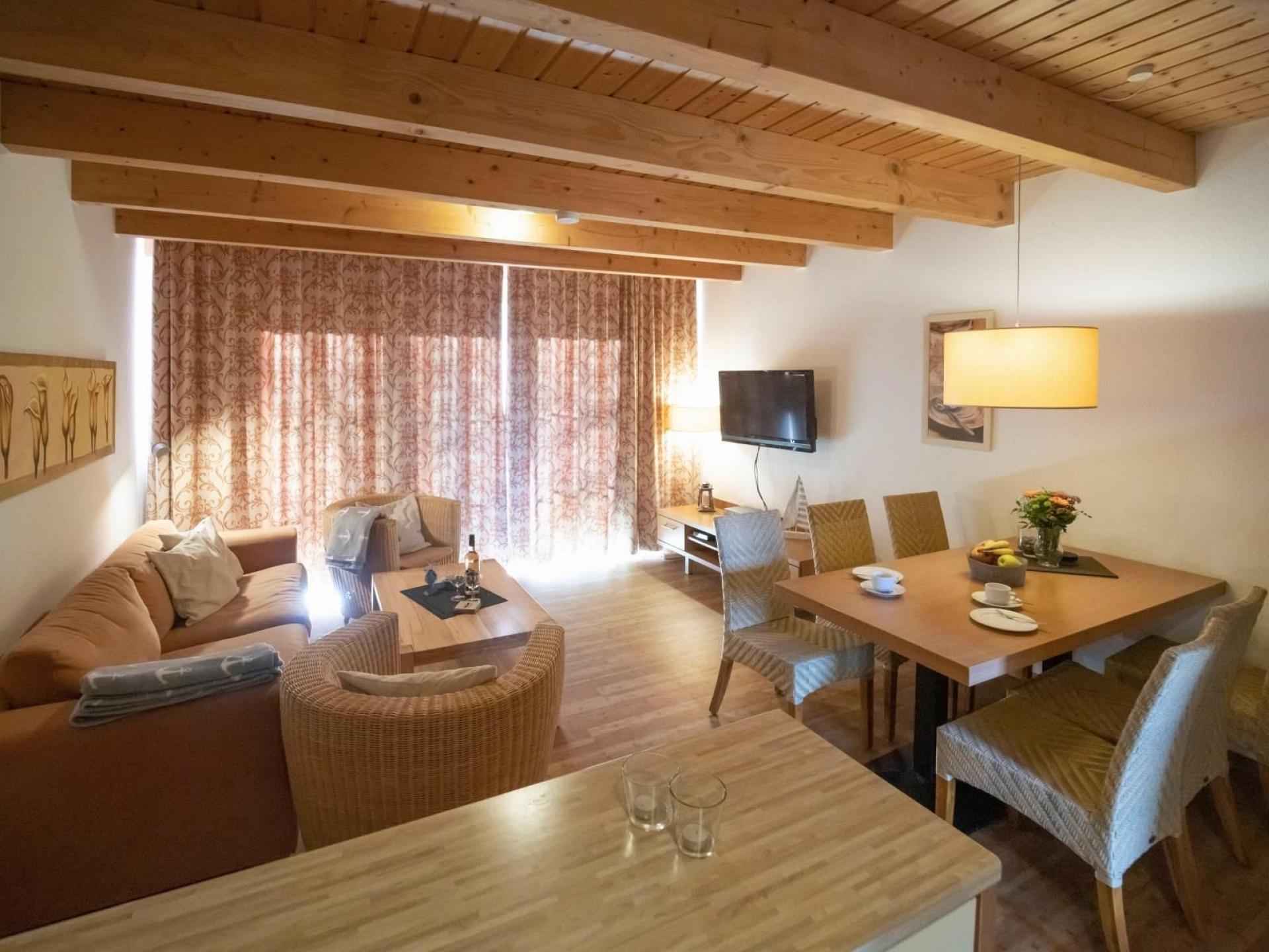 Ferienh&auml;user H&P  in Greetsiel Foto 16