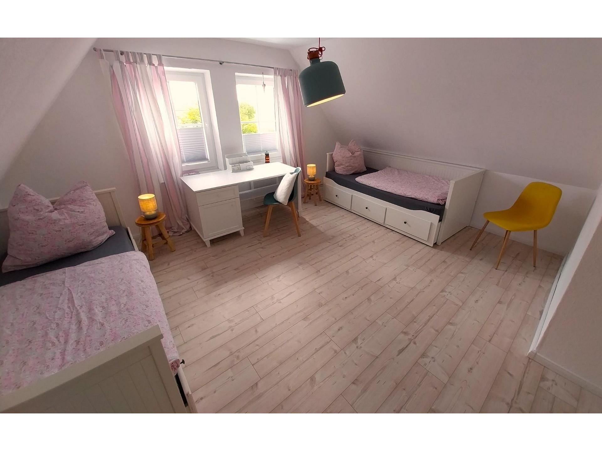 Schlafzimmer 2 im OG