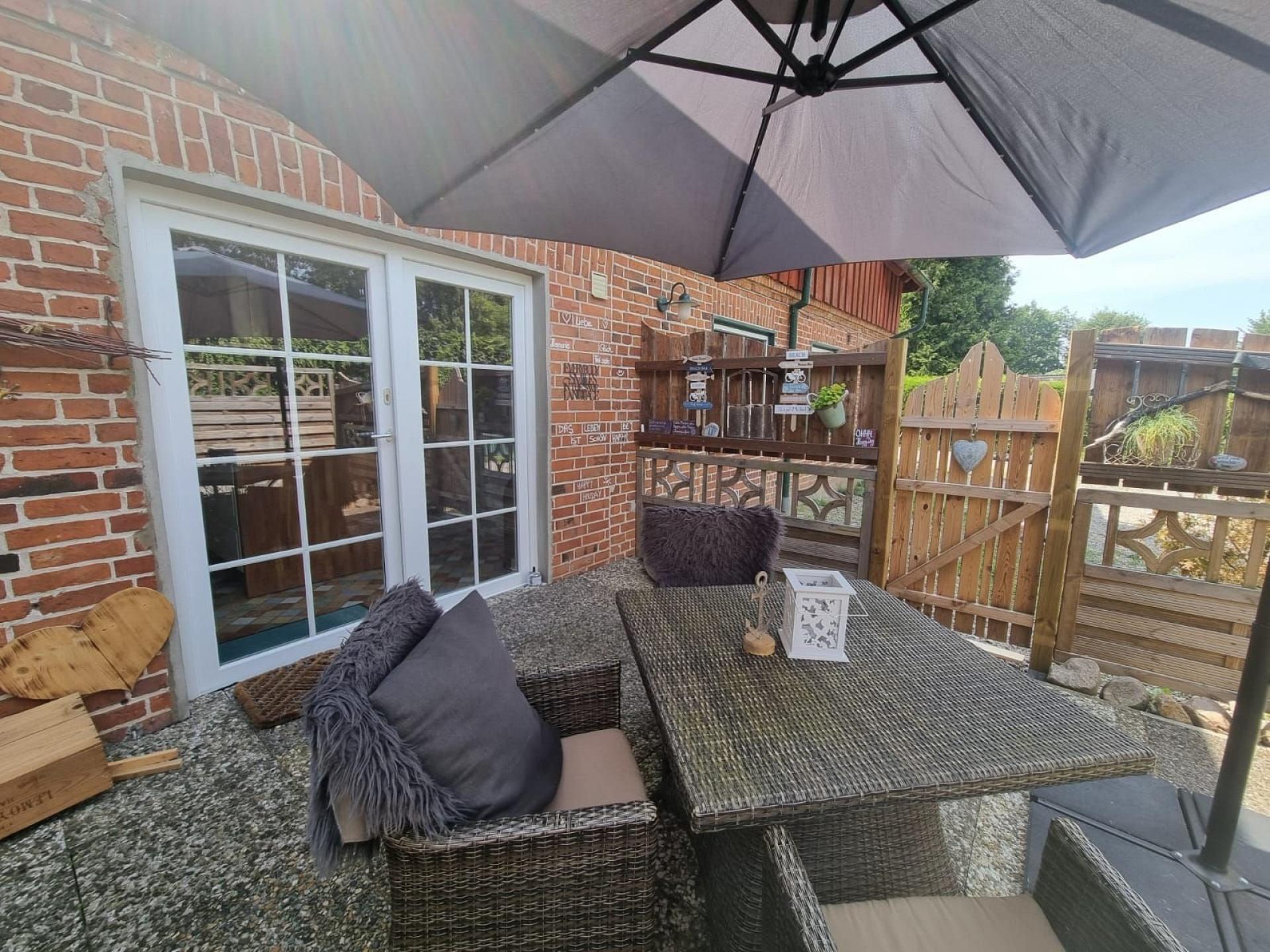 Terrassenbereich hinter d