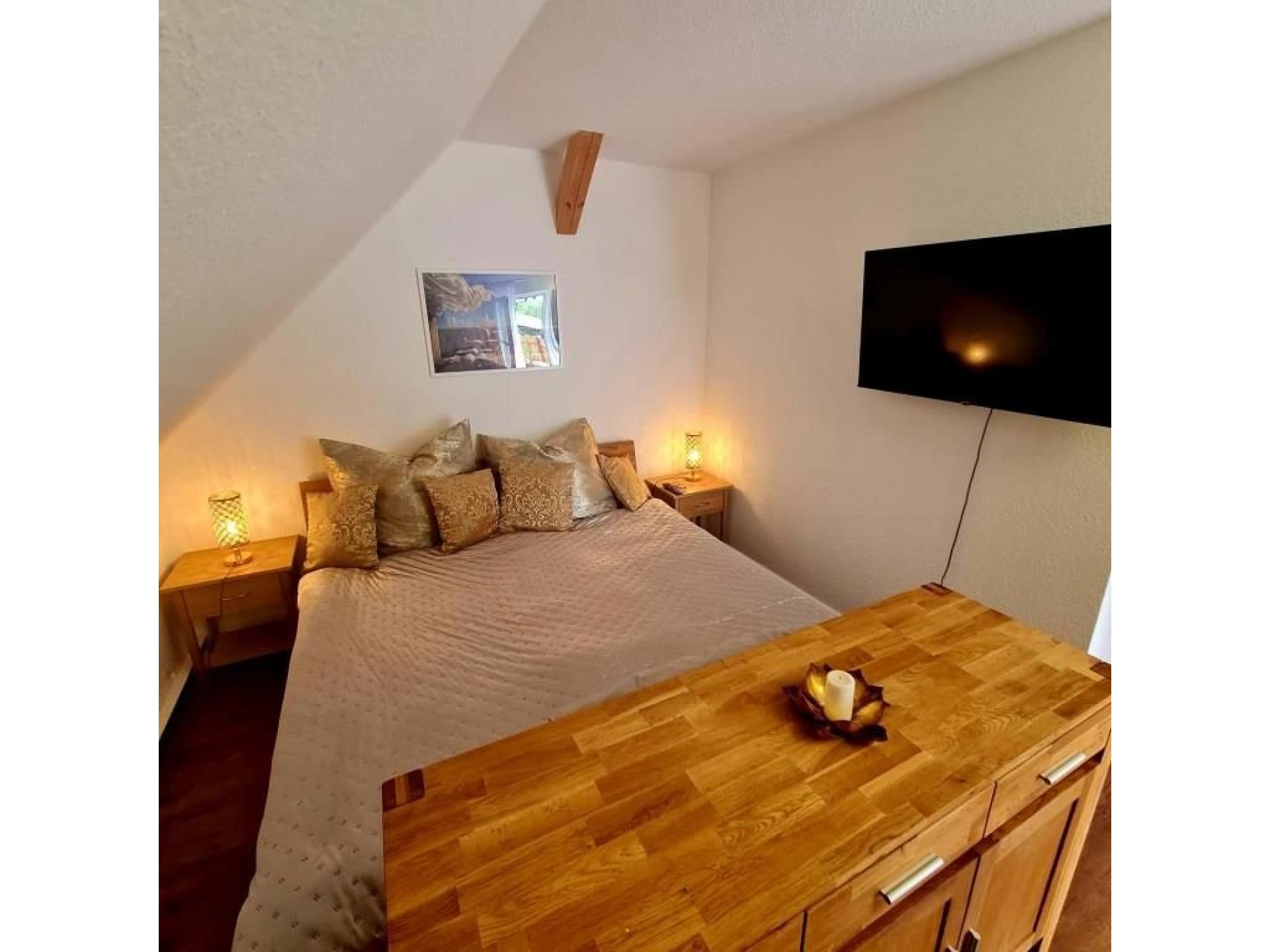 GOLD Ferienwohnung "Am T&ouml;pfer" in Olbersdorf Foto 18