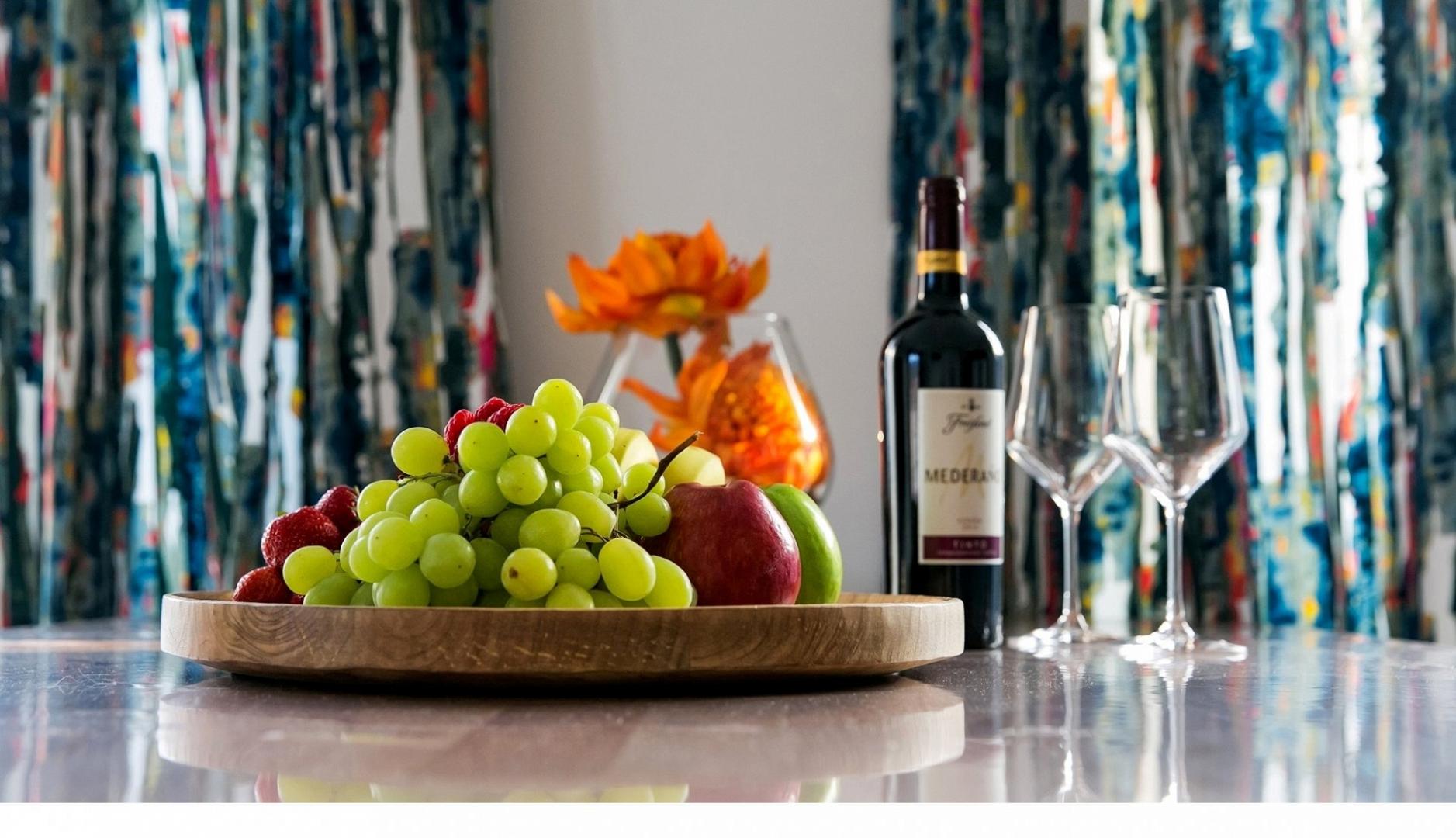 Apartment by Janzen - Header